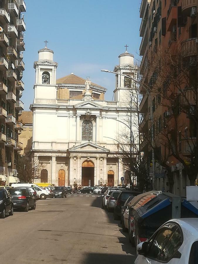 Roma Metro Furio Camillo公寓 外观 照片